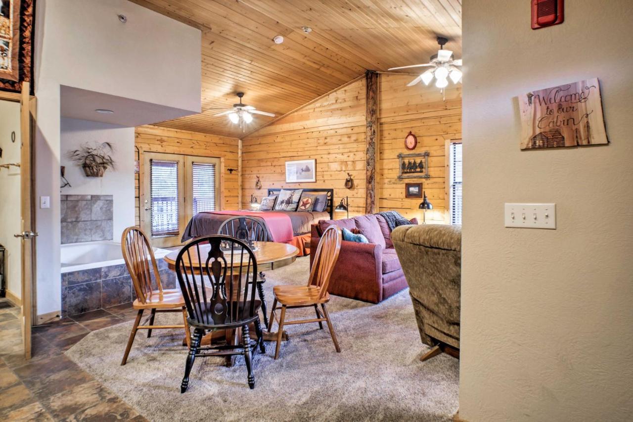 Appartement Cabin-Style Studio Right Off The Branson Strip! Extérieur photo