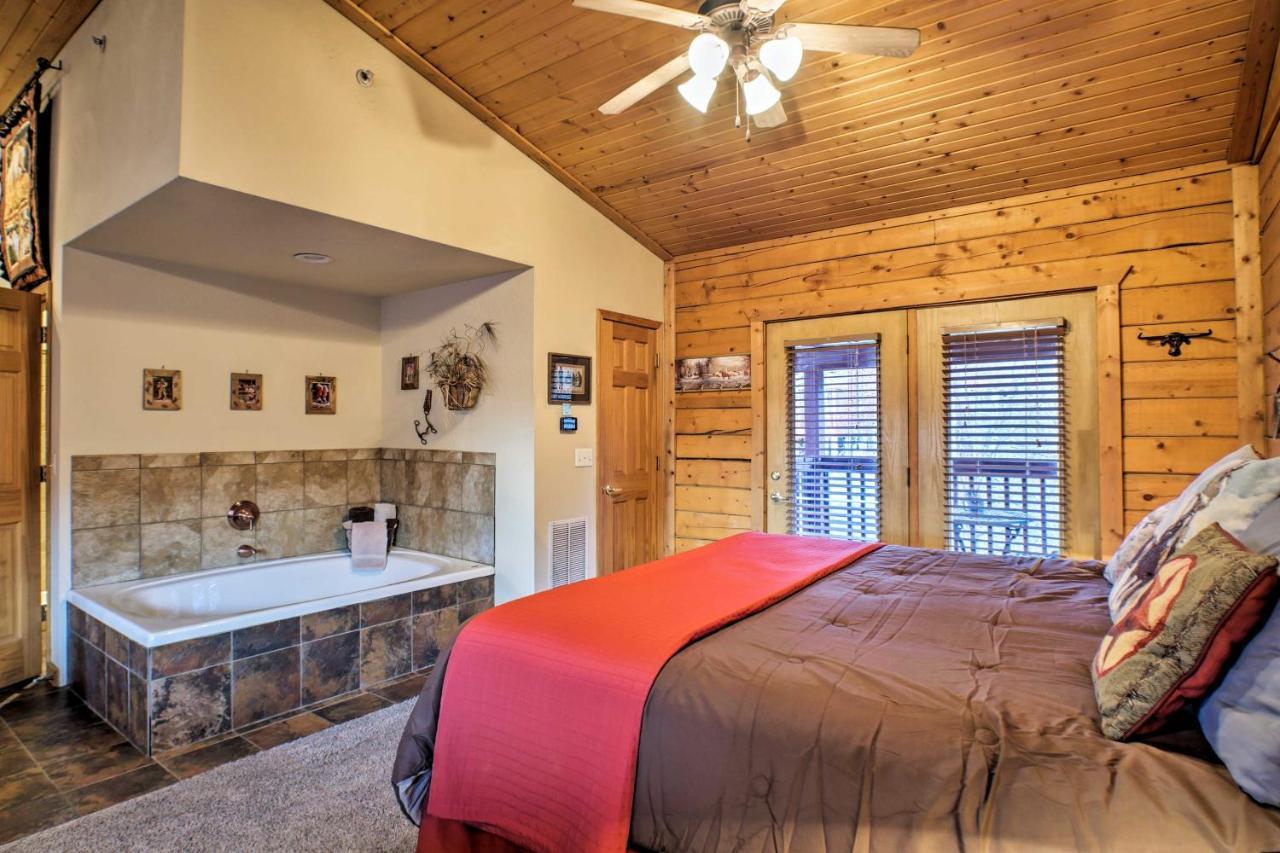 Appartement Cabin-Style Studio Right Off The Branson Strip! Extérieur photo