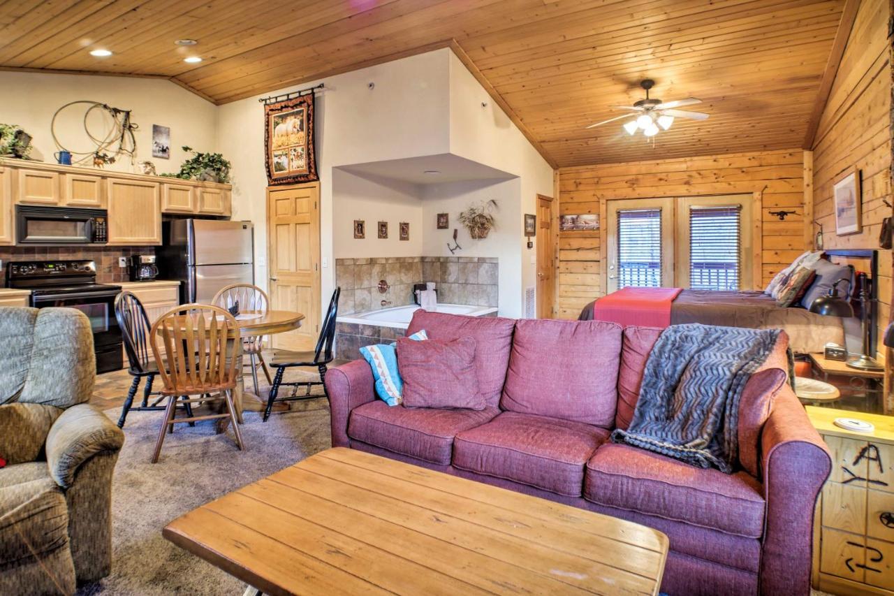 Appartement Cabin-Style Studio Right Off The Branson Strip! Extérieur photo